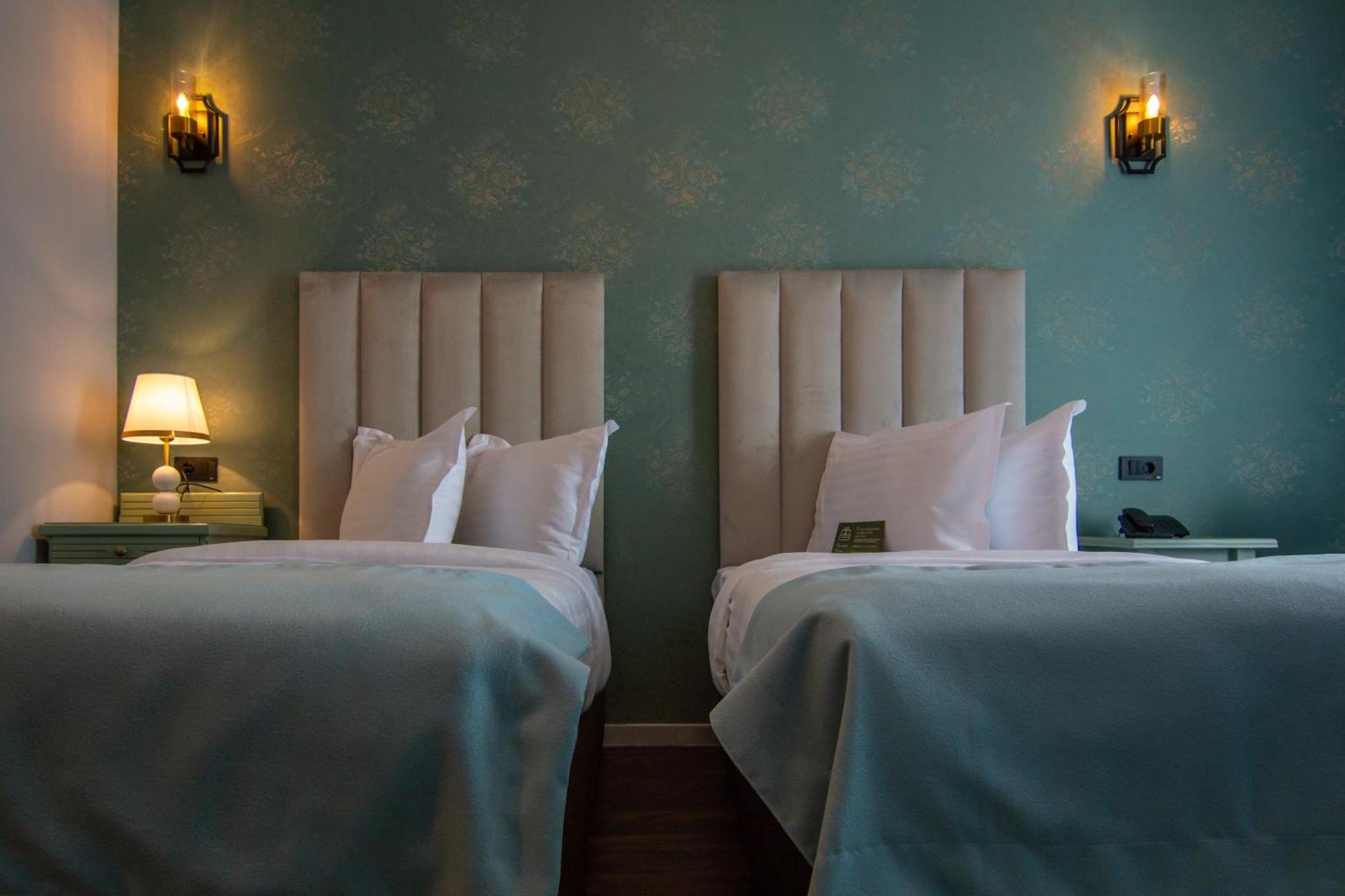Phoenicia Express Hotel