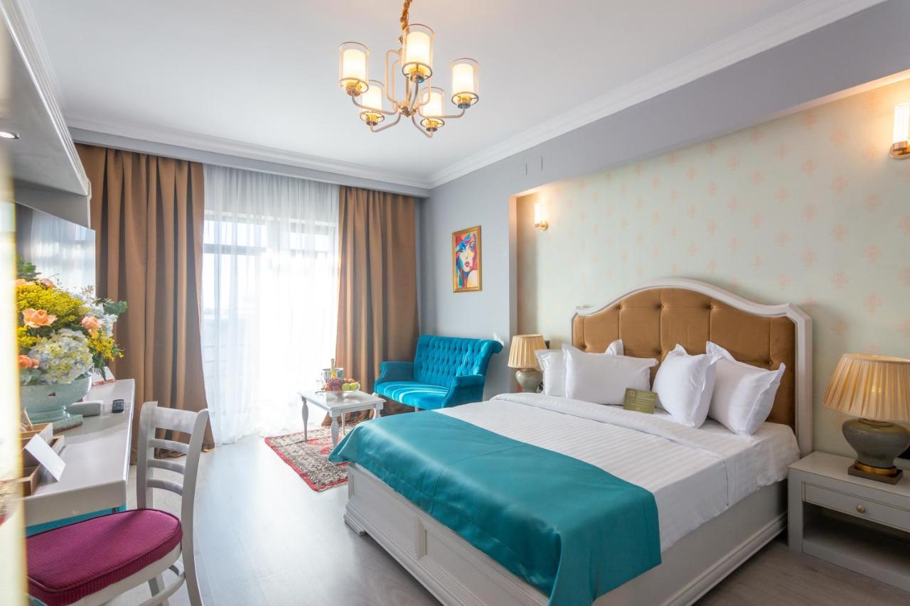 Phoenicia Express Bucarest